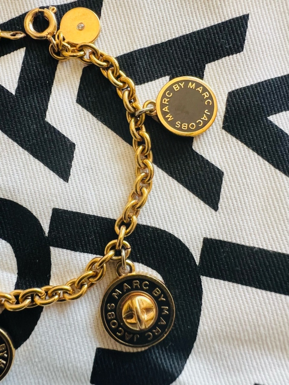 Marc by Marc Jacobs Gold-Tone Logo Disc Charm Bracelet RETAILS $159 SOLD OUT! - Picture 3 of 8